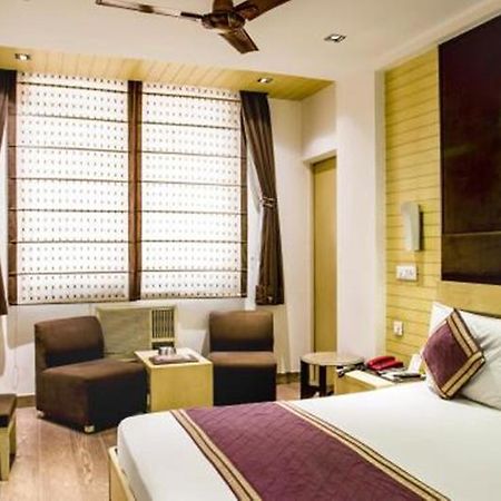 Hotel Arpit Palace เดลี ภายนอก รูปภาพ