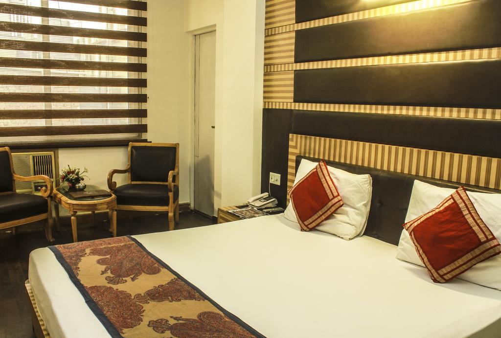 Hotel Arpit Palace เดลี ภายนอก รูปภาพ