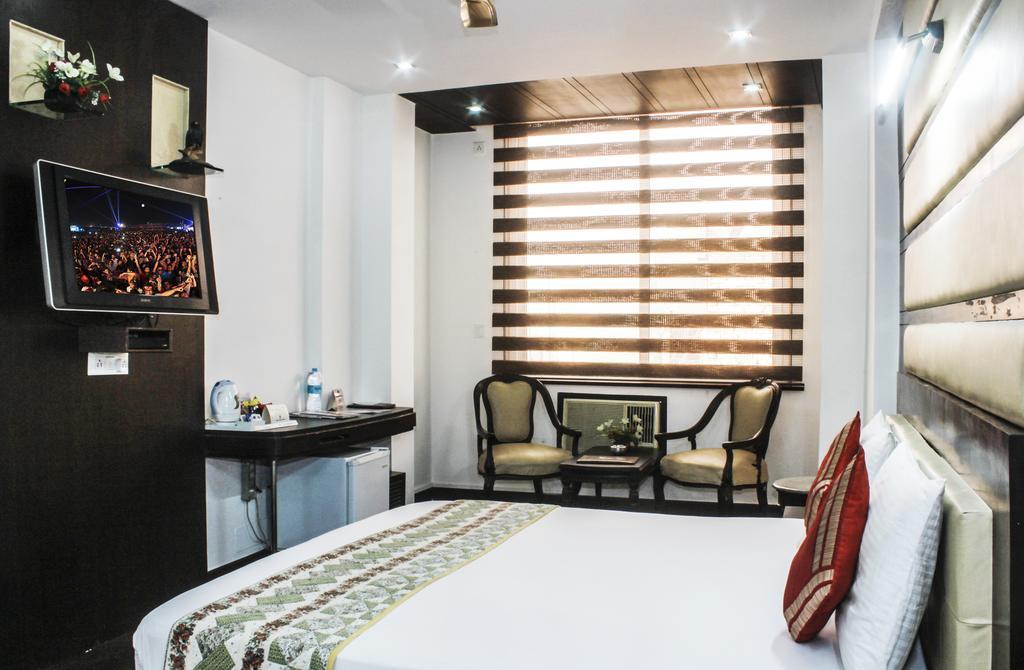 Hotel Arpit Palace เดลี ภายนอก รูปภาพ