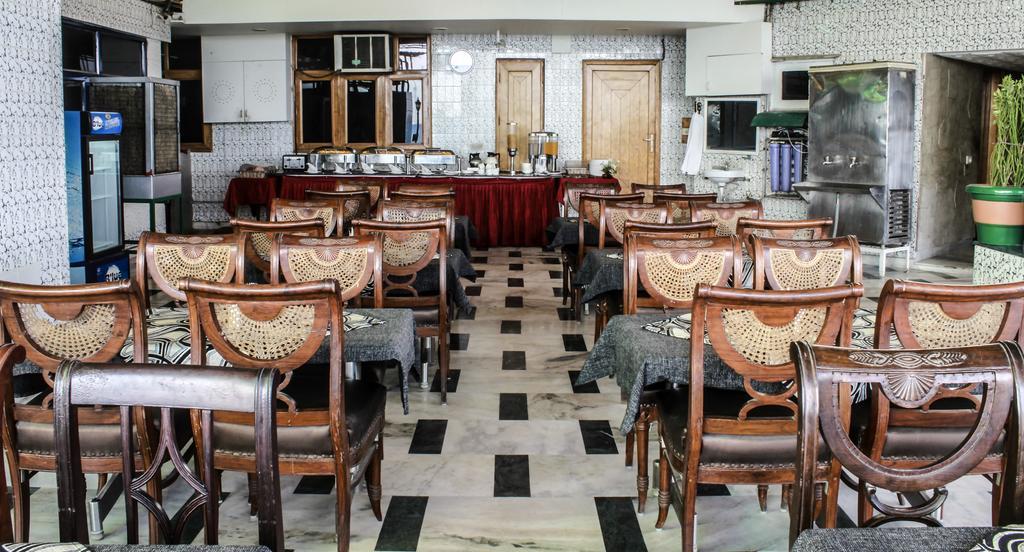Hotel Arpit Palace เดลี ภายนอก รูปภาพ